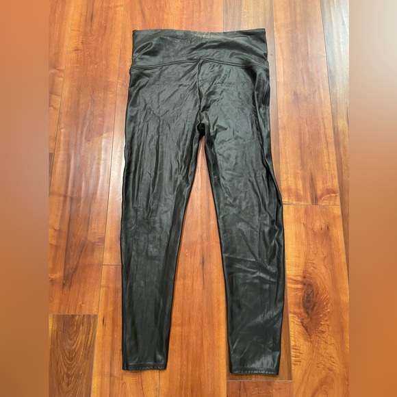 Spanx Black Faux Leather Leggings - Picture 4 of 4
